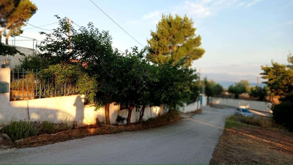 Harmonic Place Loutraki Exterior photo